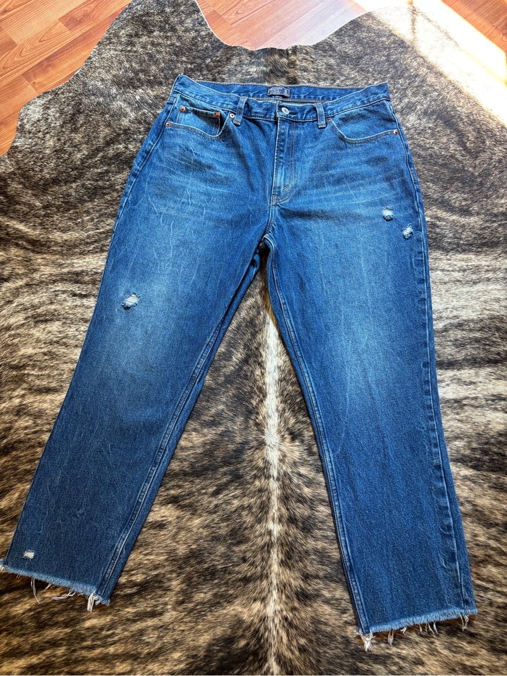 Abercrombie & Fitch, A&F Denim Mom Jean, Size 31 or 12 Regular Length